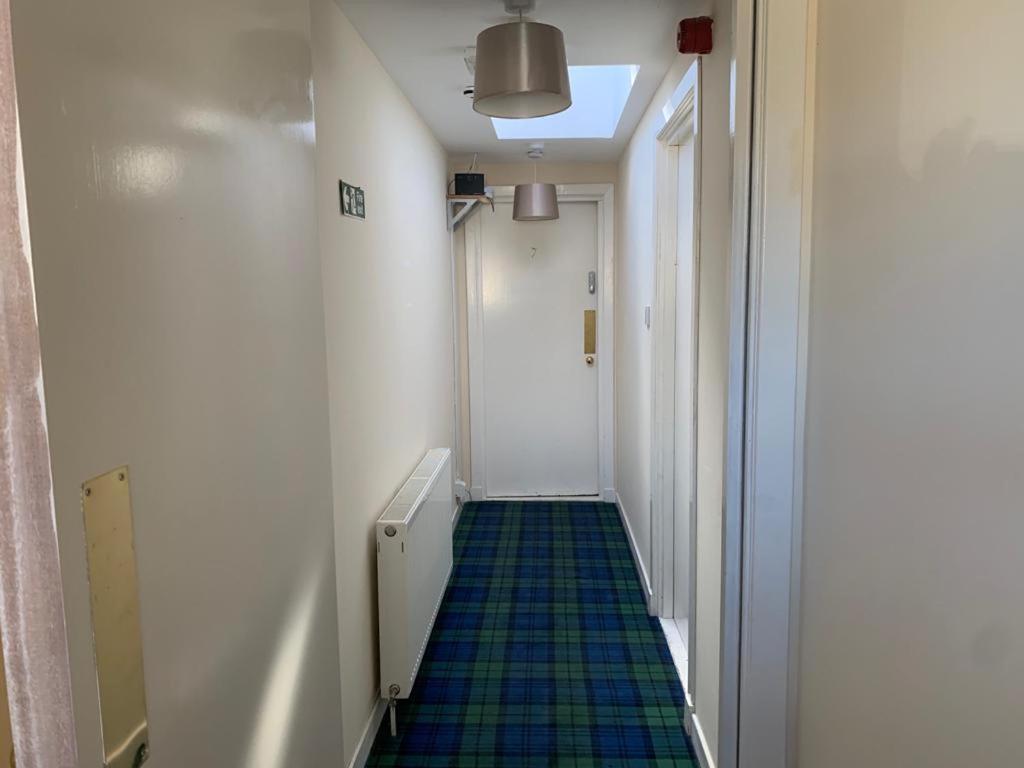 Budget Rooms Inverness Extérieur photo