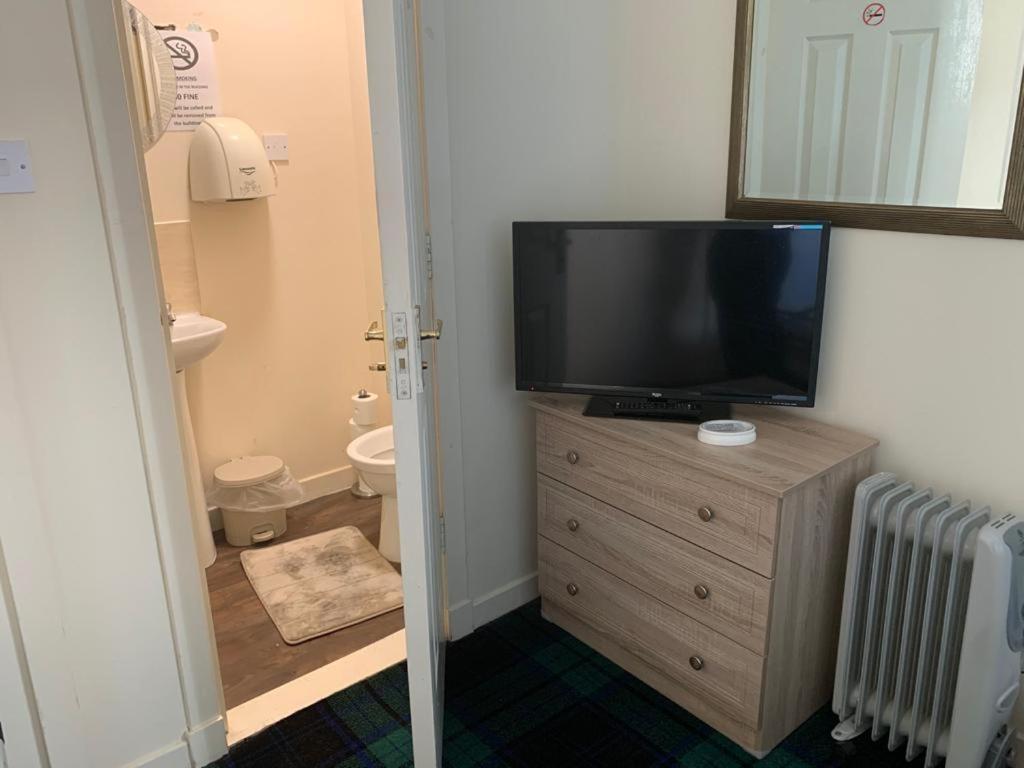 Budget Rooms Inverness Extérieur photo