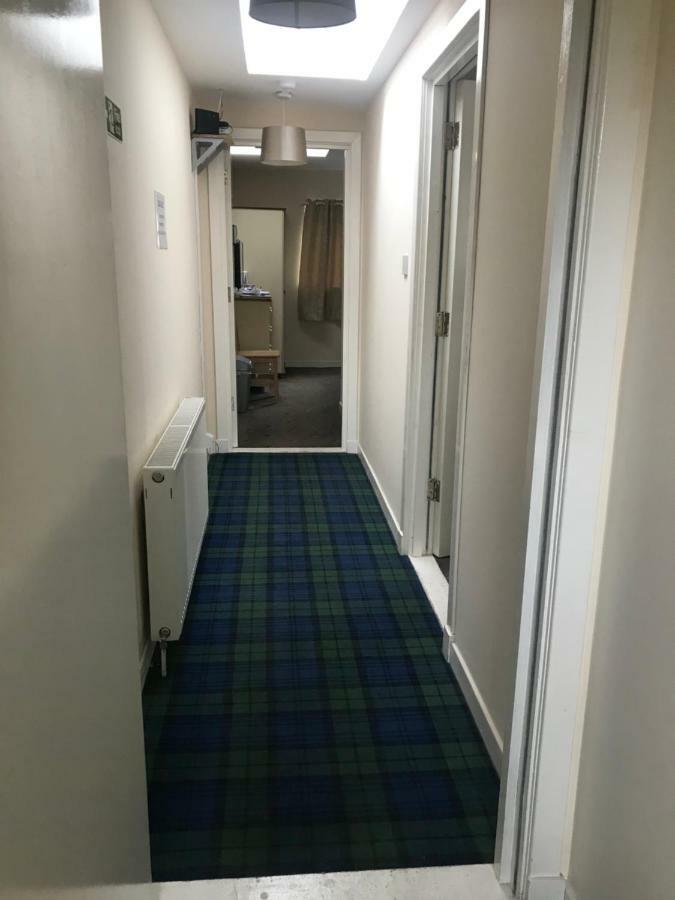 Budget Rooms Inverness Extérieur photo